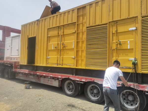 海港发电机出租100KW发电机需要什么规格的电缆线？