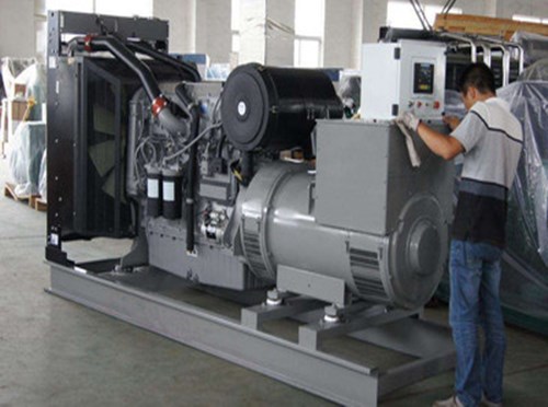 海港柴油发电机组和储能设备配合使用的案例