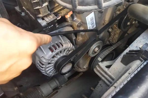 海港转速传感器的工作原理是什么？